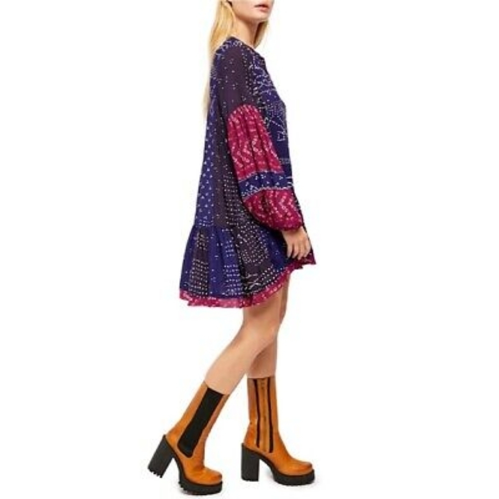 Free People Shibori Long Sleeve Tunic Dress in blue and pink blue Size M